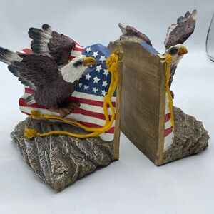 American Eagle With American Flag Bookends Resin See Discreption